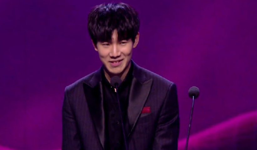 秋季赛常规赛第二轮第四周王者时刻：诺言、Alan重返赛场