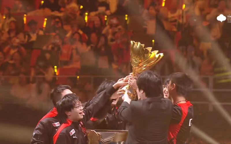 EDG后返图：实力是最坚实的后盾，拼尽全力，拿下每一场！